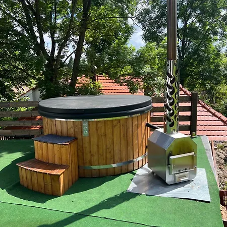 Panorama Vendeghaz Apartamento